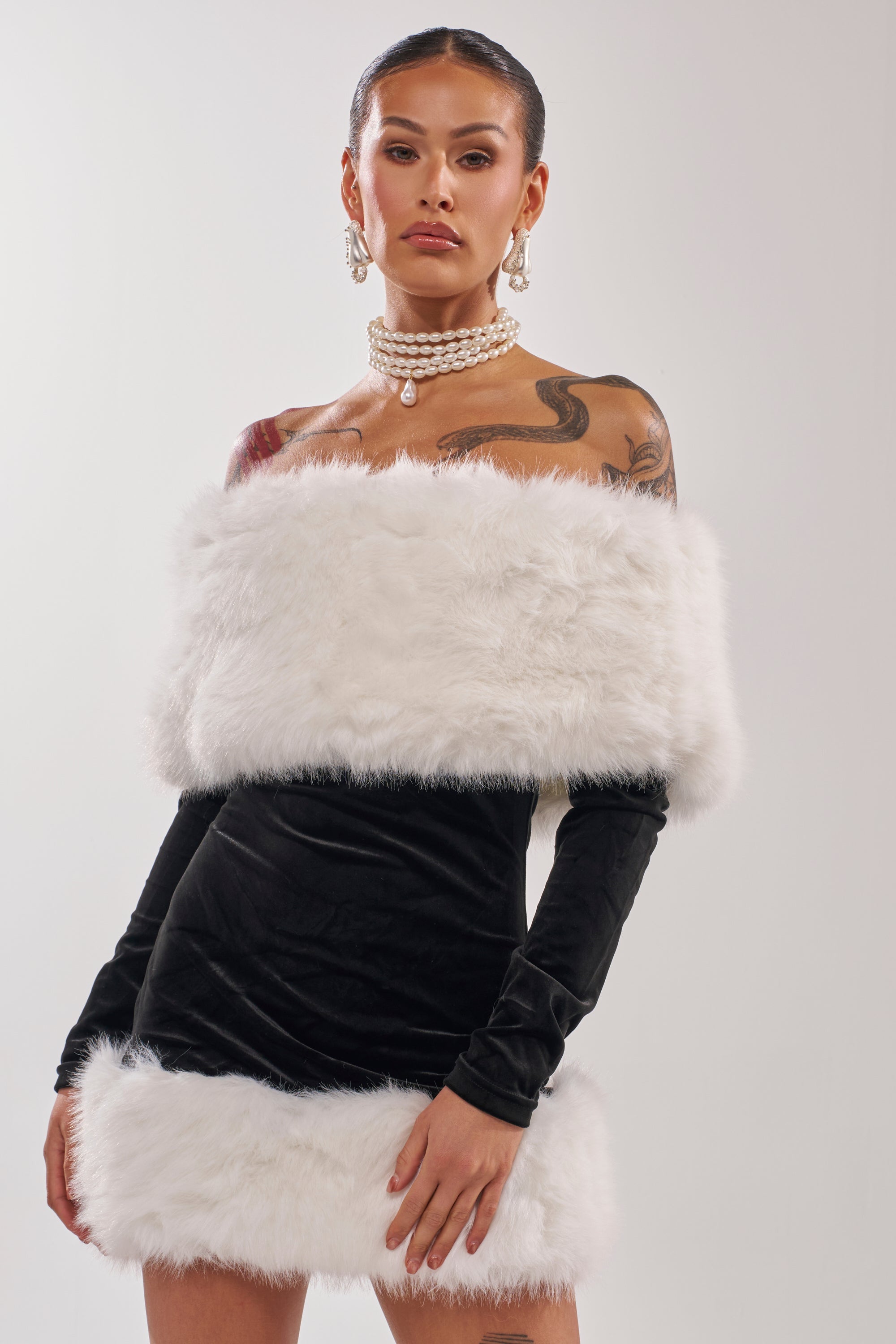 OH BABY VELVET MINI DRESS WITH FUR TRIM